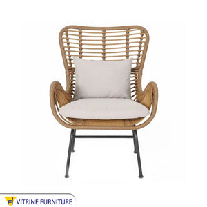 Beige rattan chairs set