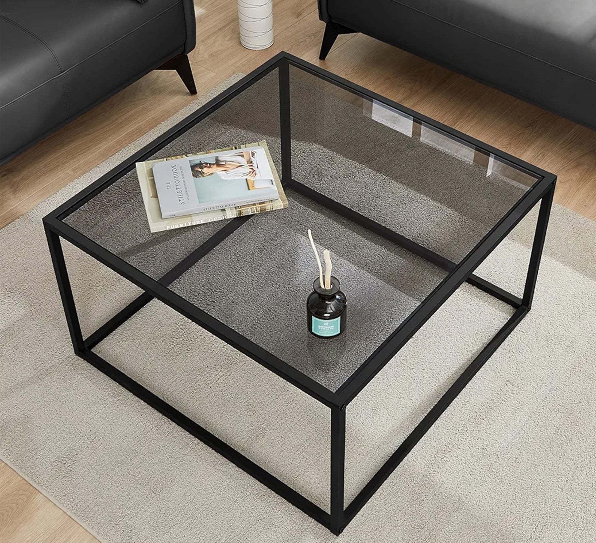 Square table in black