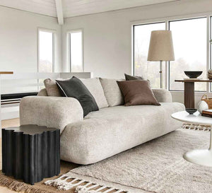 Distinctive sofa in off-white color