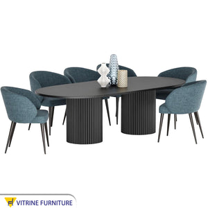Dining table with cylindrical legs in black