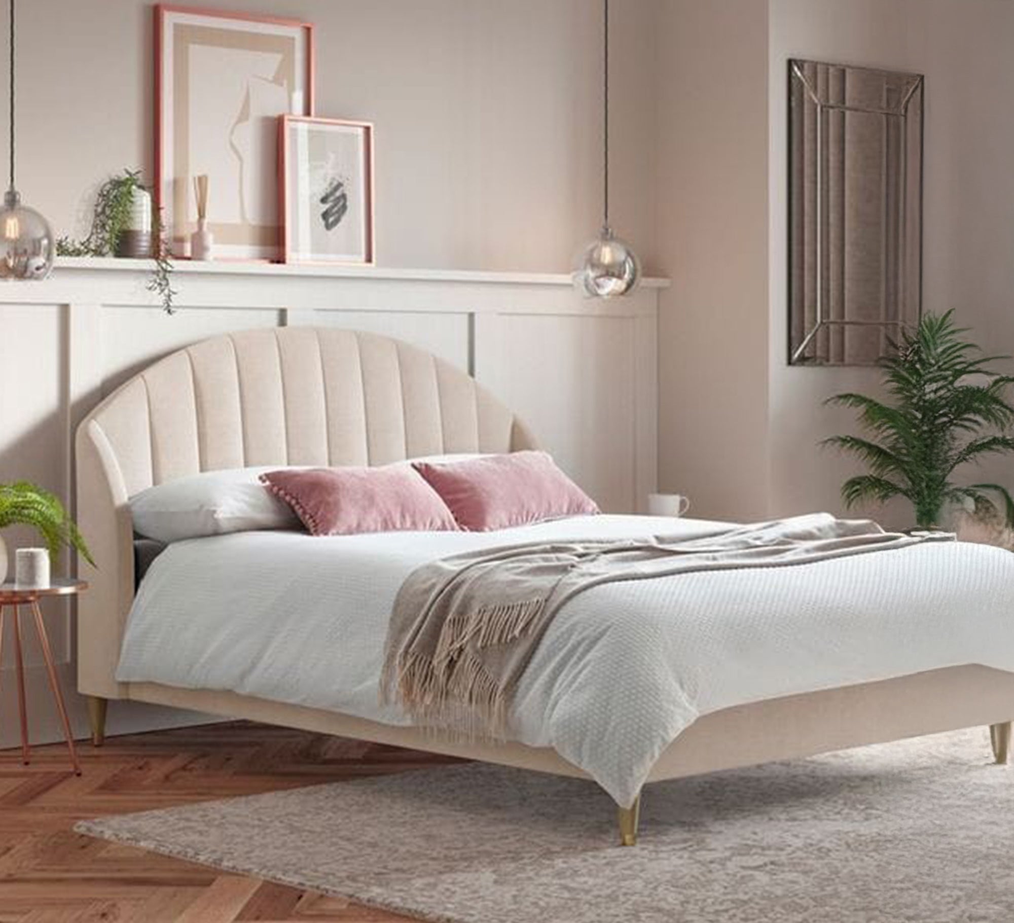 سرير بمسند ظهر نصف دائرى بينك