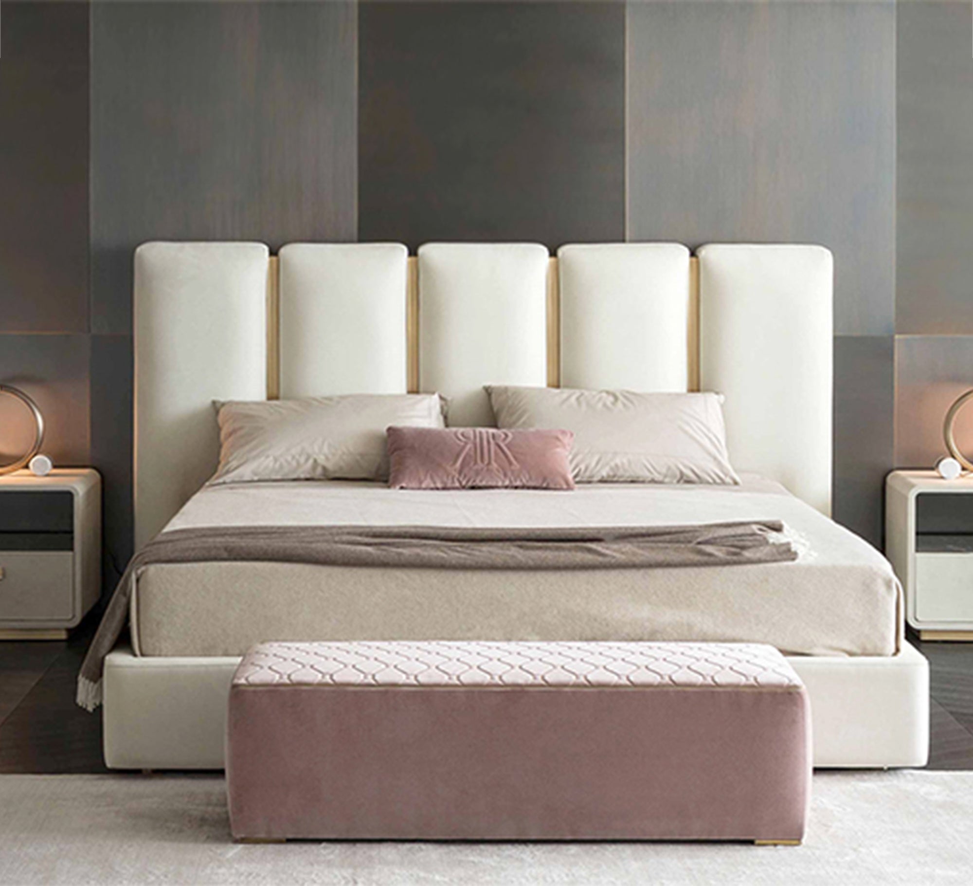 سرير أبيض أنيق بتصميم عمودي مريح