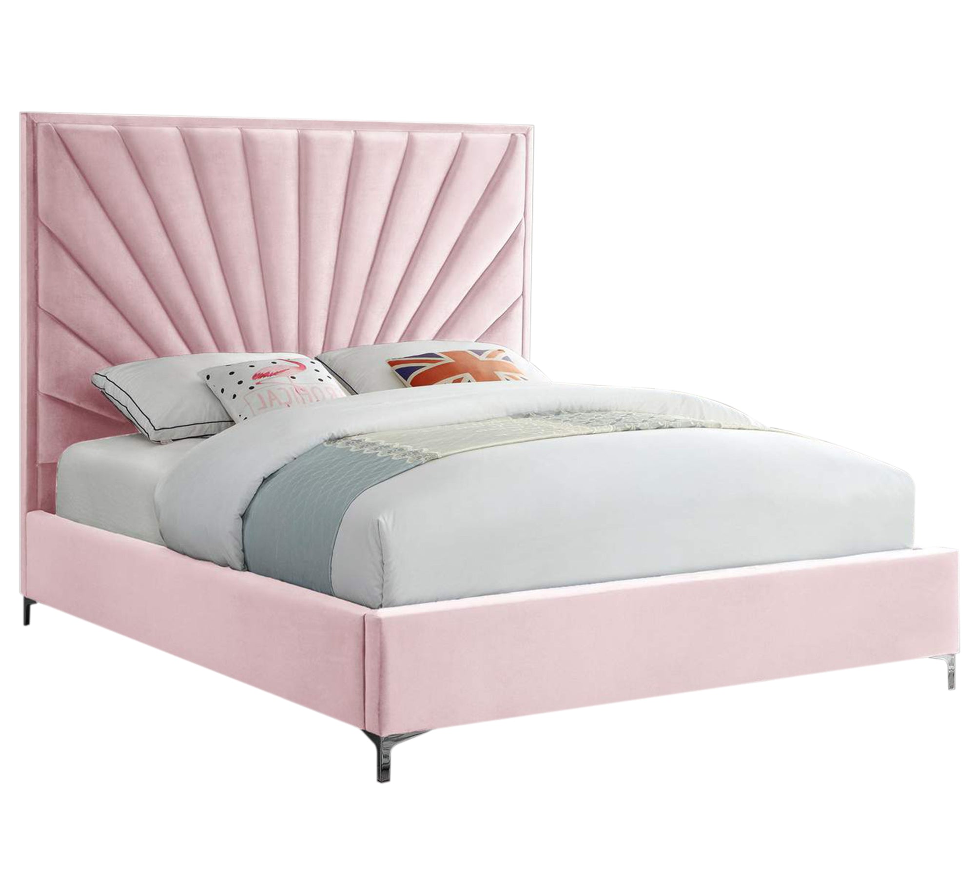 سرير وردي مخملي بتصميم مروحي أنيق