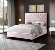 سرير وردي بمسند رأس كابتونيه فاخر