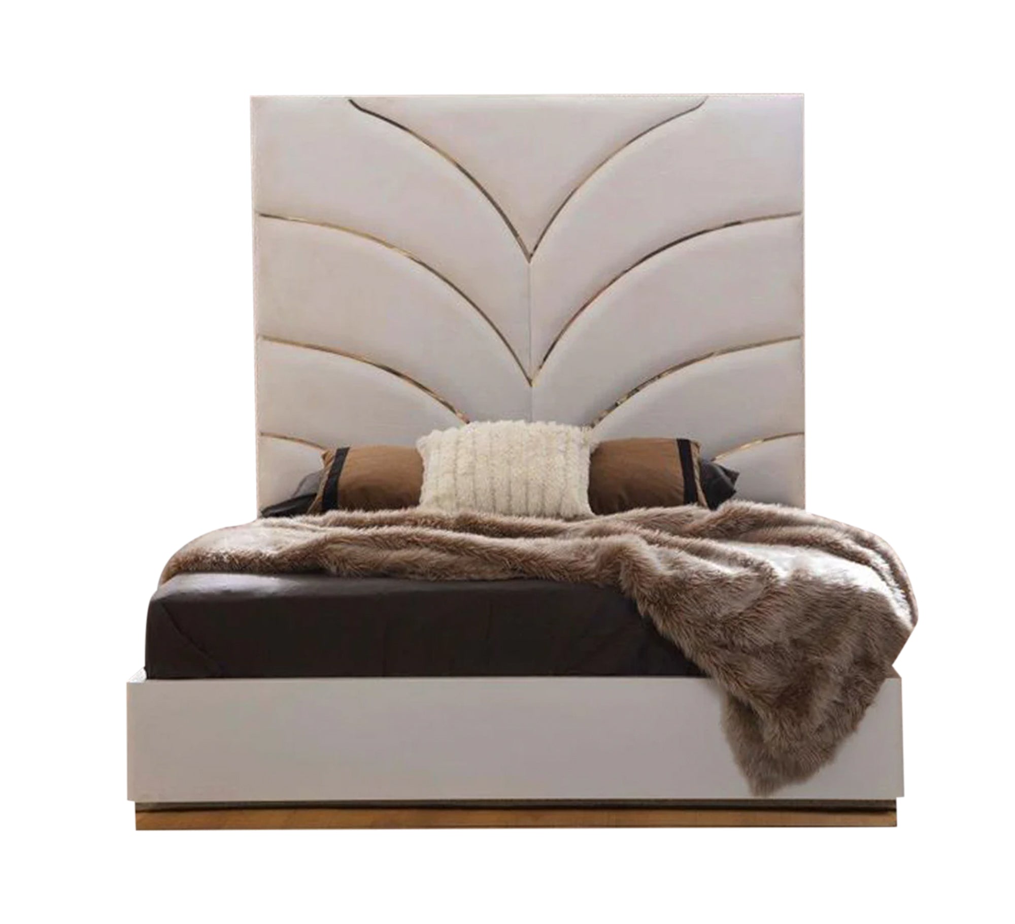 سرير أبيض بتصميم فاخر بخطوط ذهبية