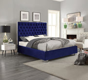 سرير أزرق مخملي بتنجيد كابتونيه بفخامة بارزة