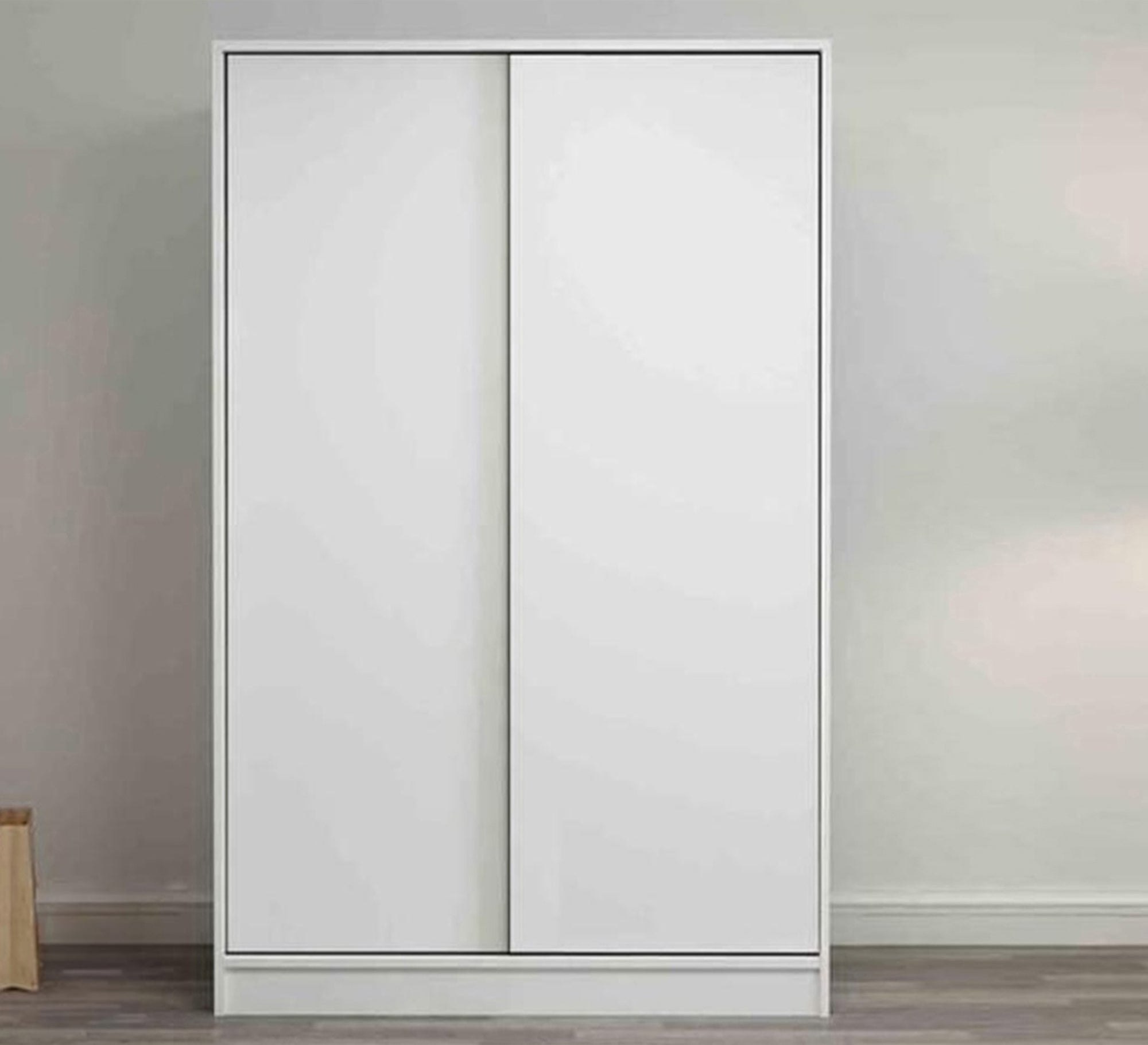 Wardrobe with 2 sliding doors