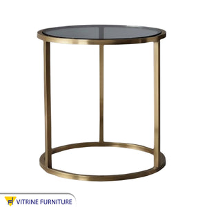 Side table with a circular base