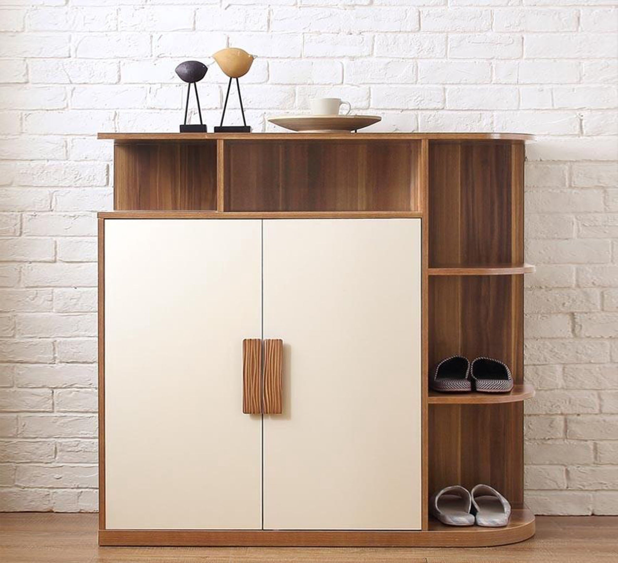 Beige boots with open side shelves