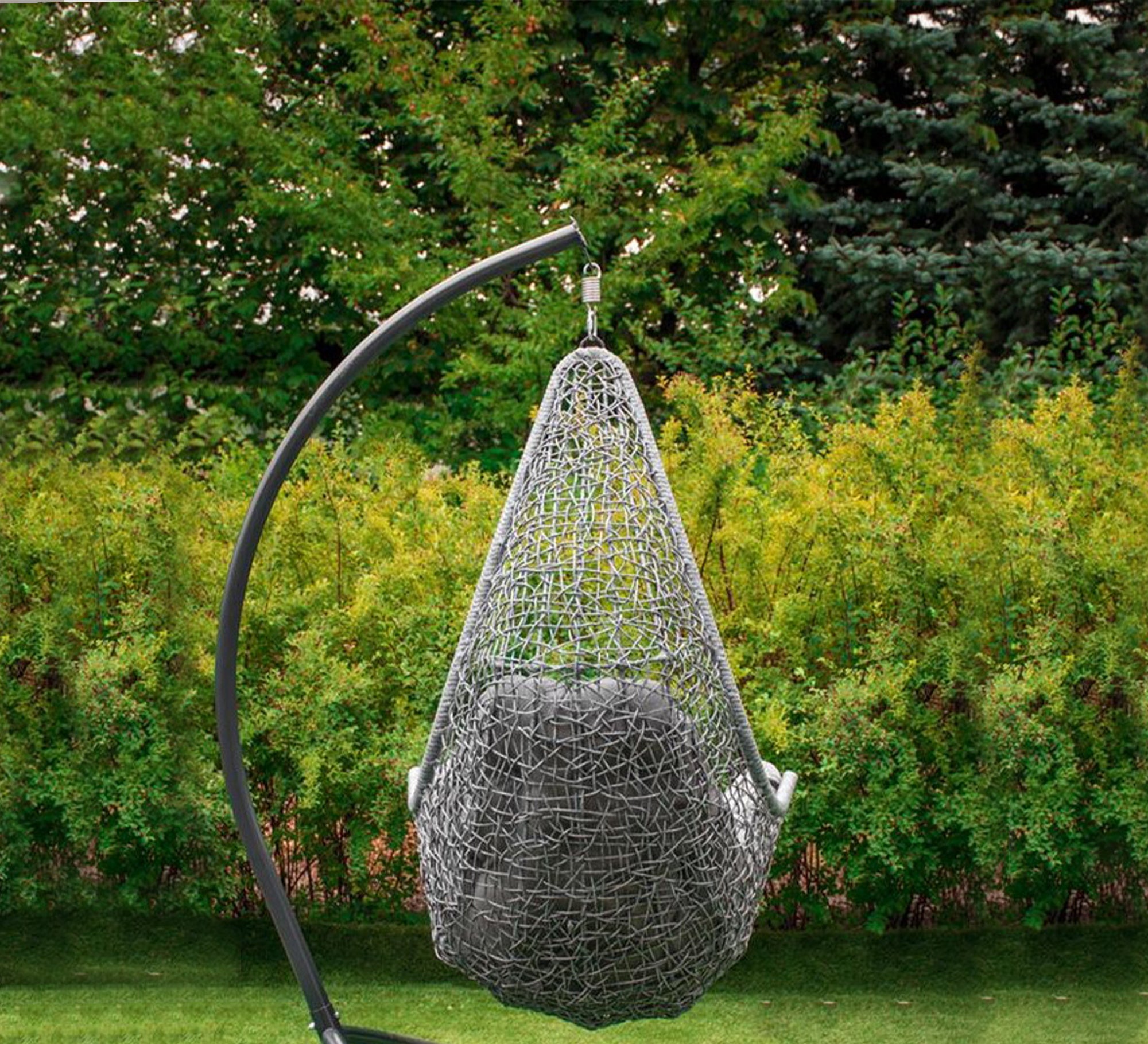 Hanging swing chair without sides