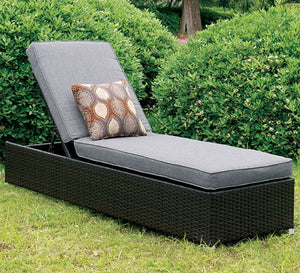 Black outdoor rattan chaise longue