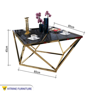 Center table for elegant home