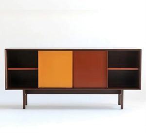 TV unit in warm gradient colours