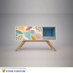 Simple 60s Style with spring shapes Console