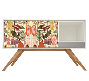 Biophilic roses in 60s Style Console