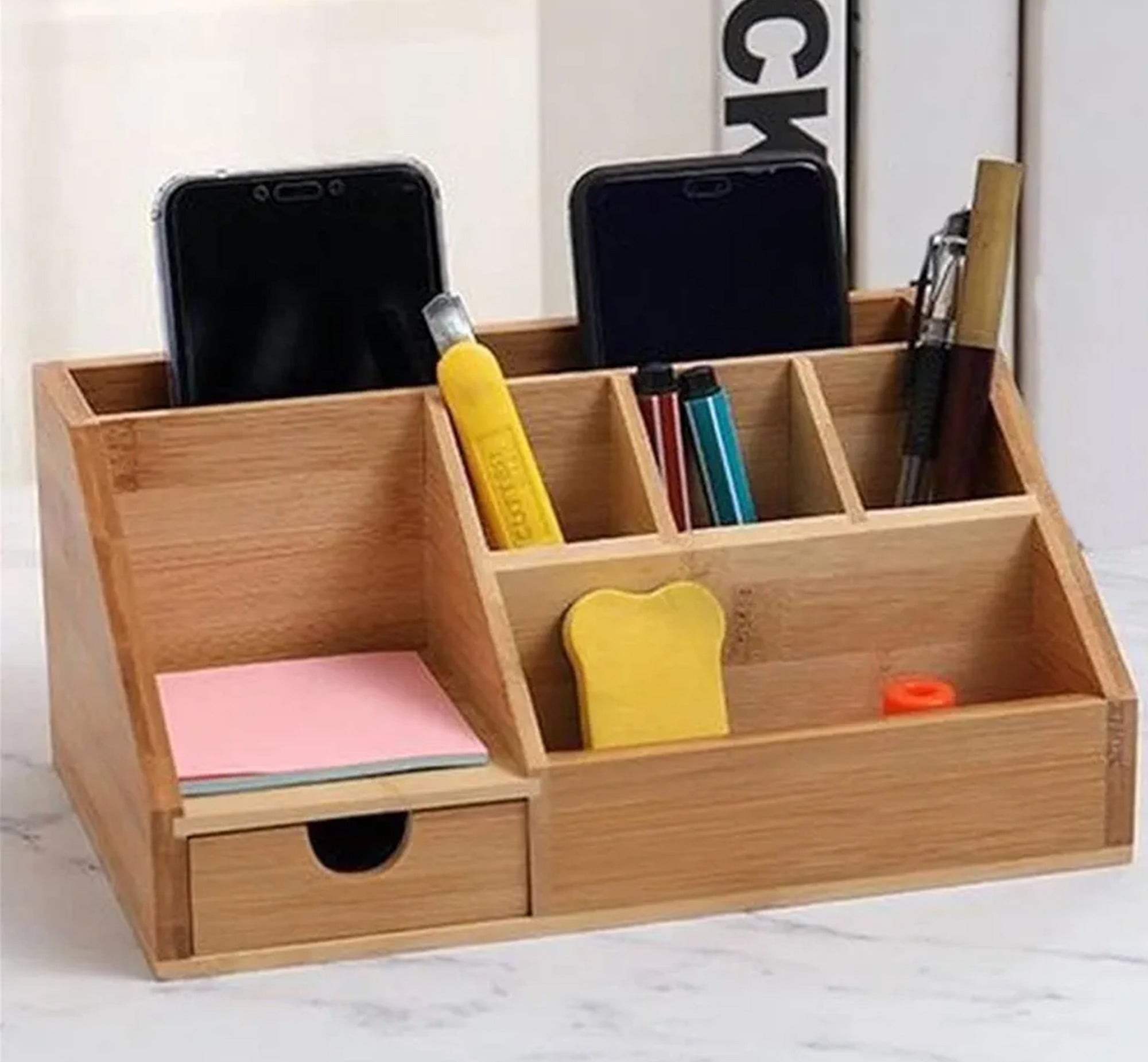 Desk organizer