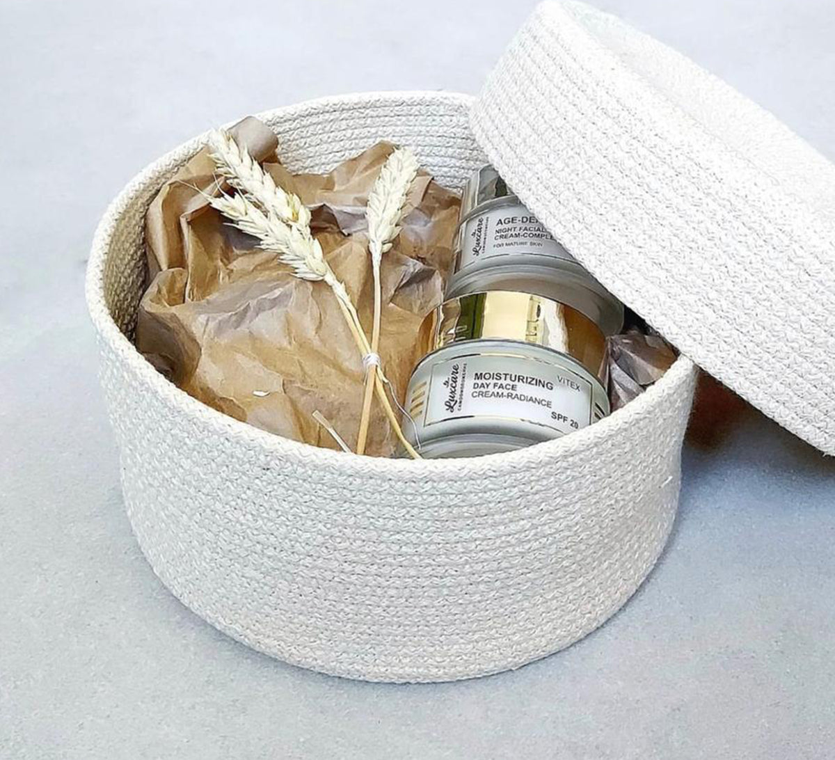 Low circular case with leather lid and panel