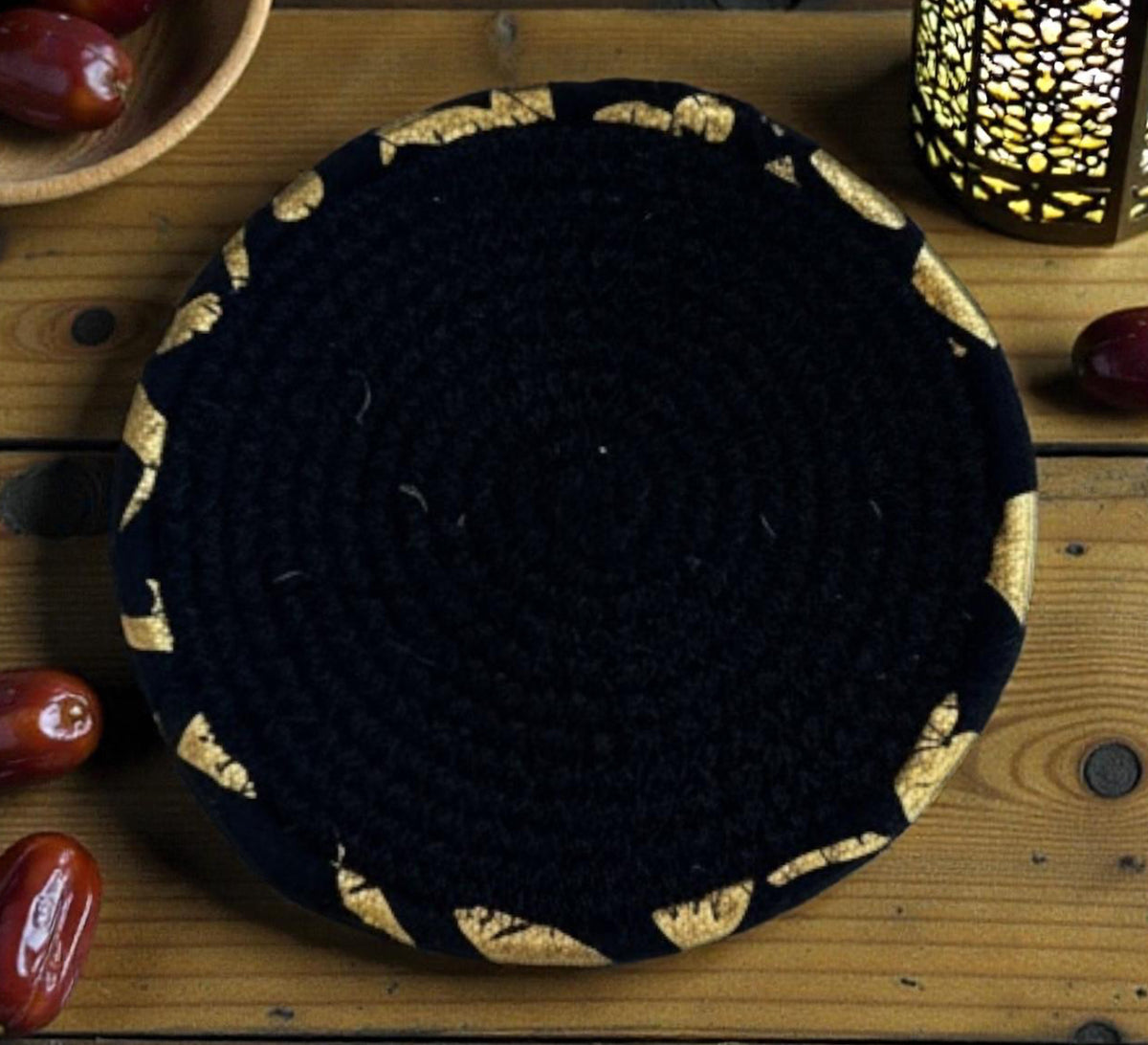 Round jute base with a gold-accented Ramadan-themed rim