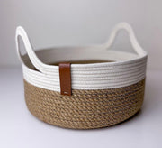 Two-tone round basket with ear-shaped handles