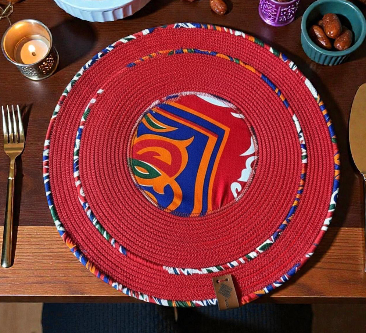 Dark circular tablecloth in blue fabric