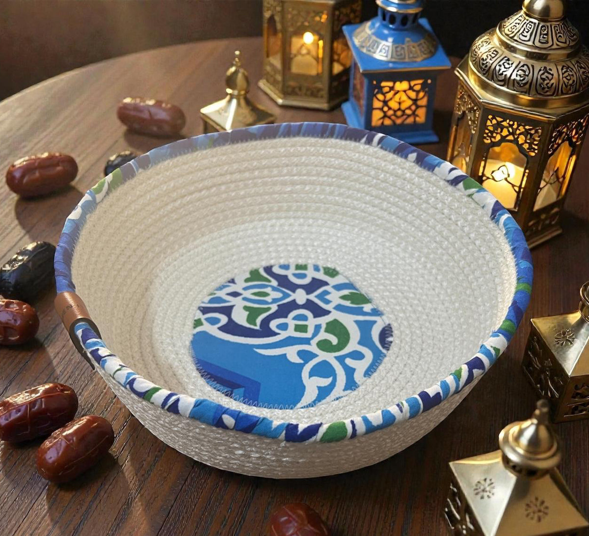 وعاء فاتح واسع بقماش الخيامية
