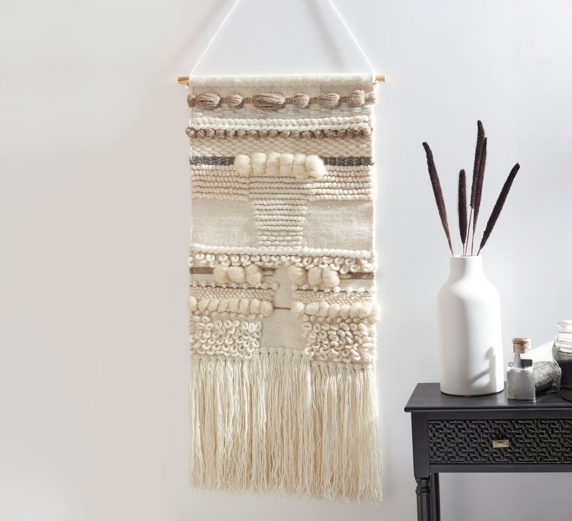 A beige runner with raised textures and long tassels - Vitrine Furniture - Accessories