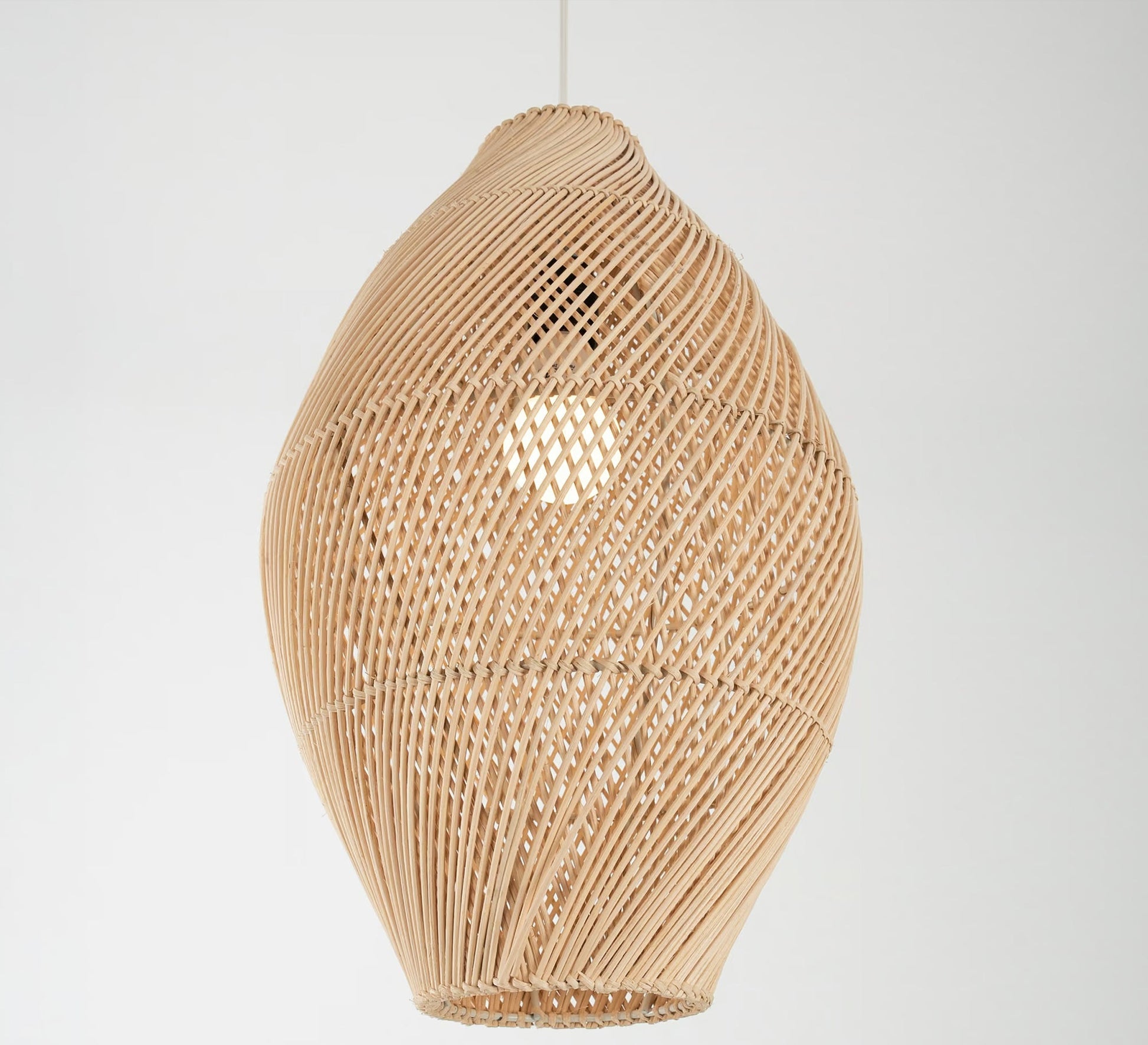 A ceiling lamp with a touch of nature's warmth - Vitrine Furniture - Ceiling lights