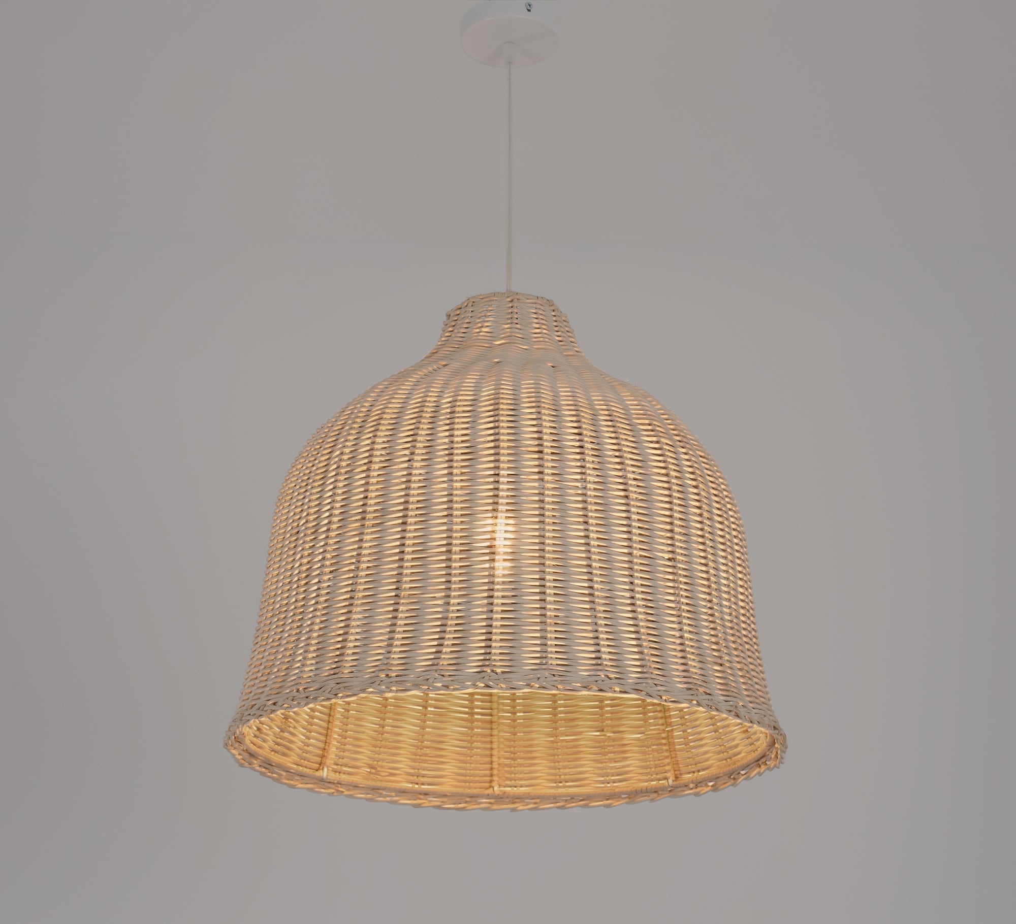 A ceiling lamp with details that exude tranquility - Vitrine Furniture - Ceiling lights