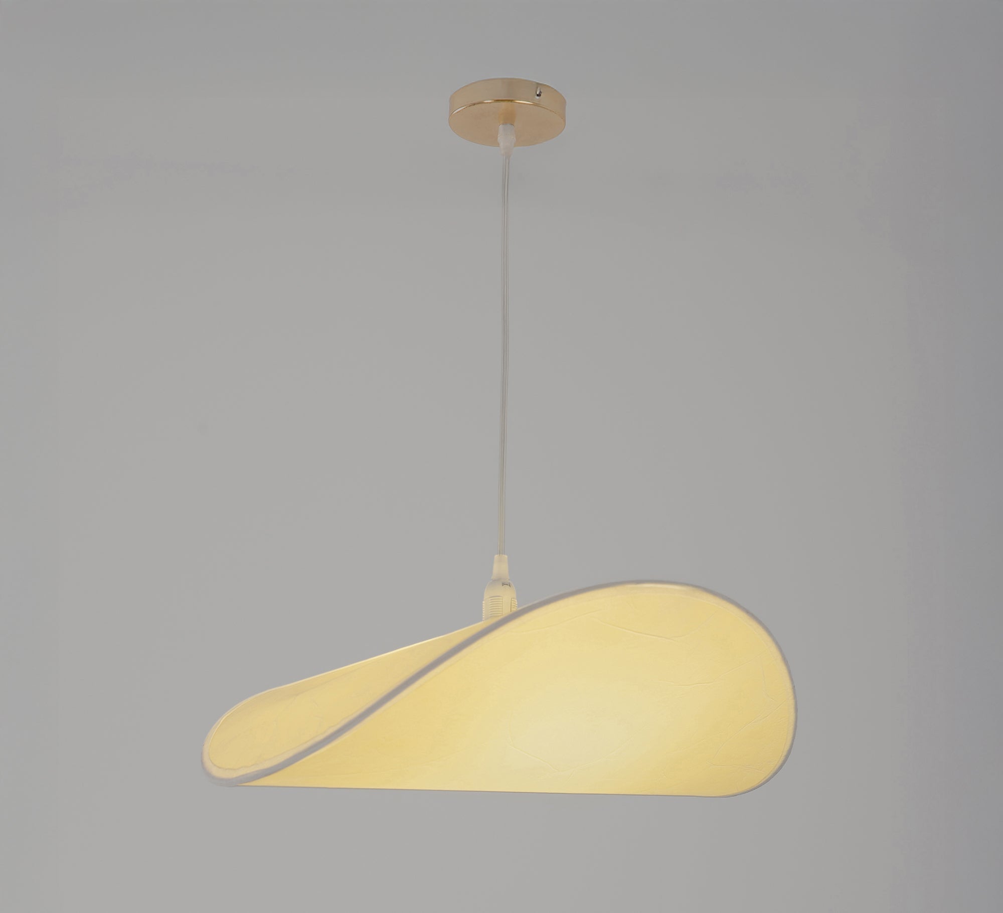 A chandelier with a touch of dreamy luxury - Vitrine Furniture - Ceiling lights