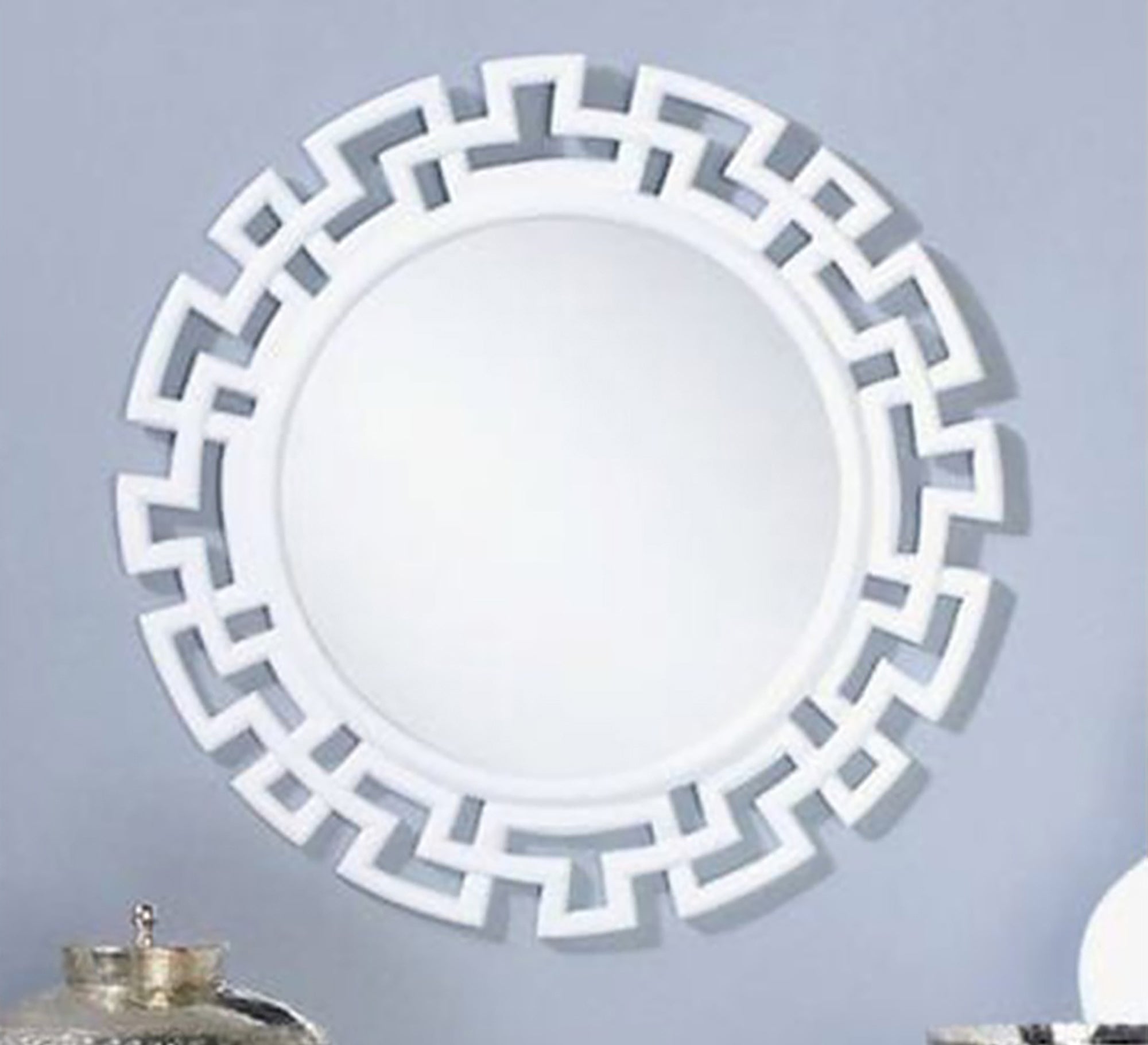 A circular mirror with a decorative wooden frame - Vitrine Furniture - Décor