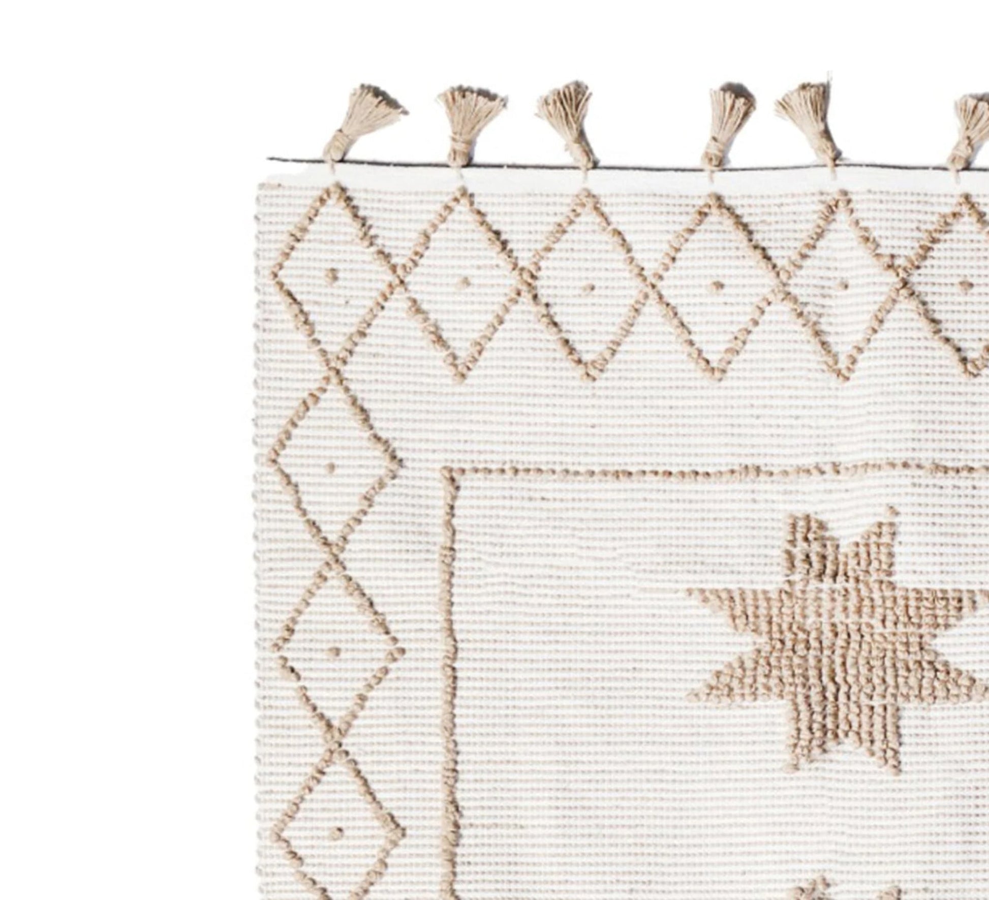 A decorative white boho rug with a three - pointed star and diamond patterns - Vitrine Furniture - Accessories