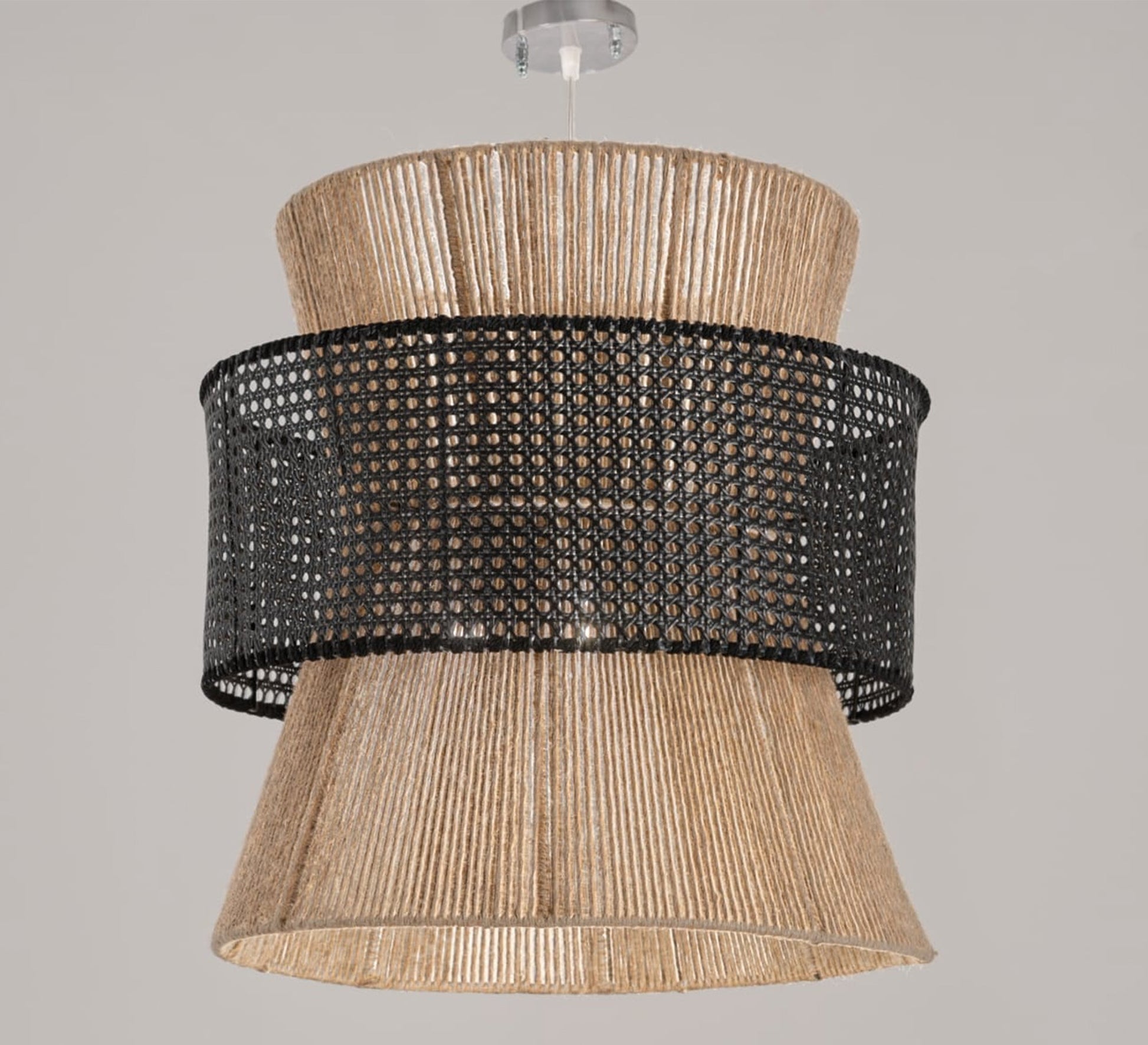 A distinctive and modern ceiling lamp with an elegant design. - Vitrine Furniture - Lighting