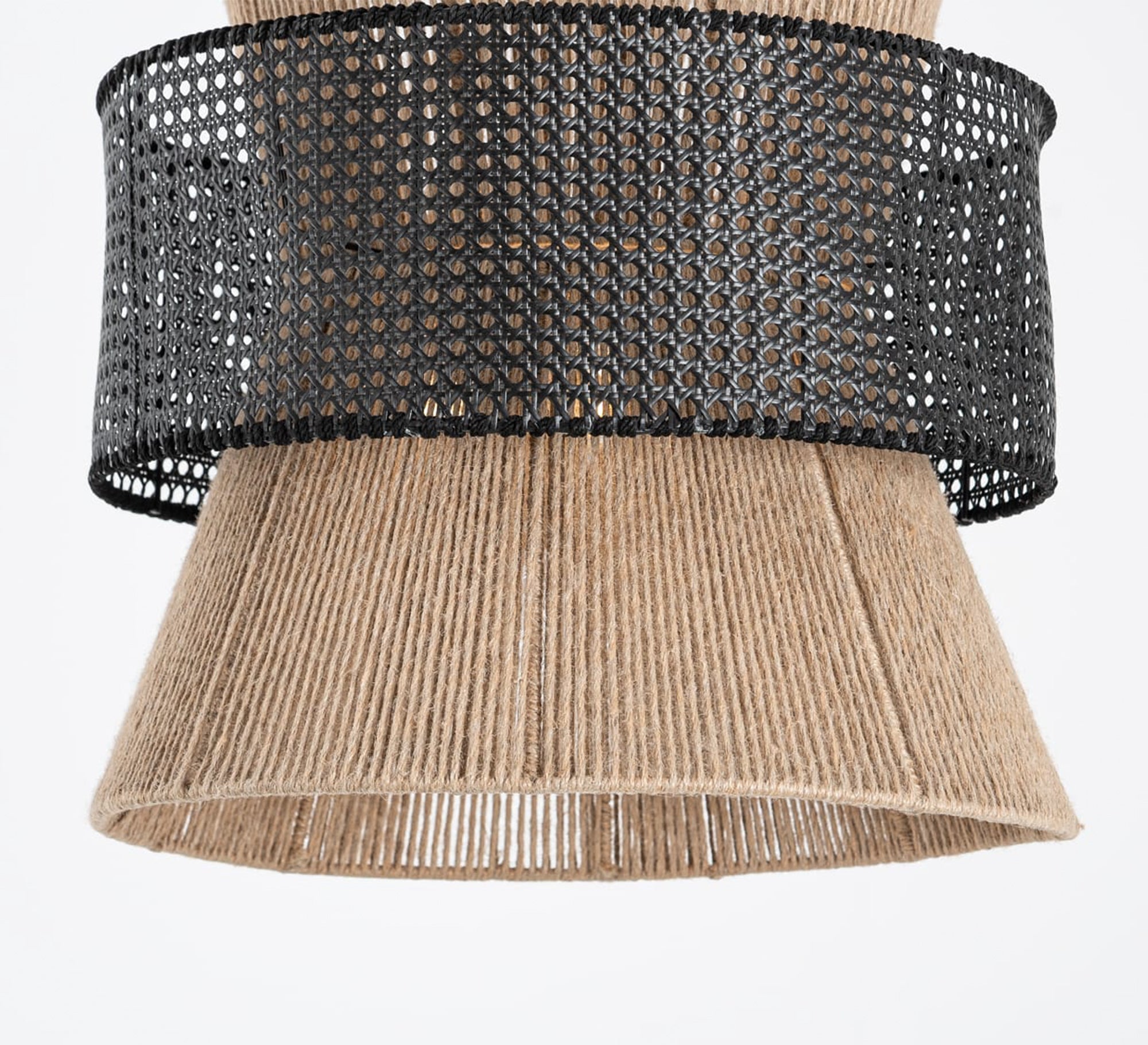 A distinctive and modern ceiling lamp with an elegant design. - Vitrine Furniture - Lighting