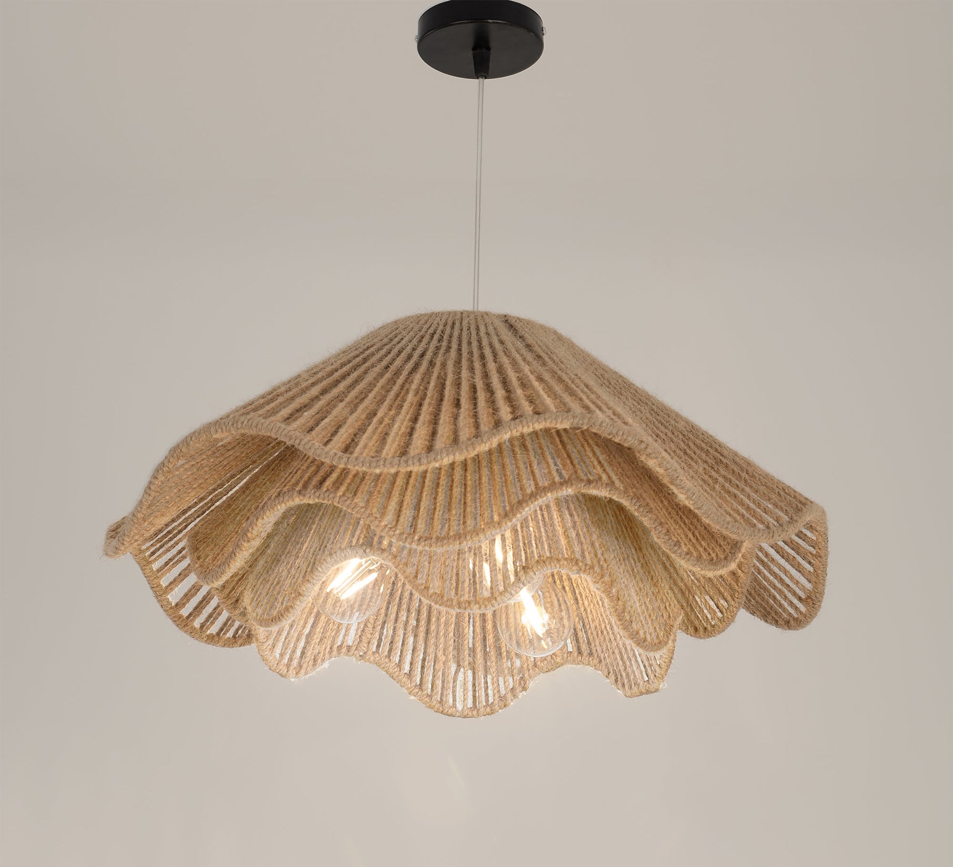 A distinctive chandelier with natural undulations - Vitrine Furniture - Ceiling lights