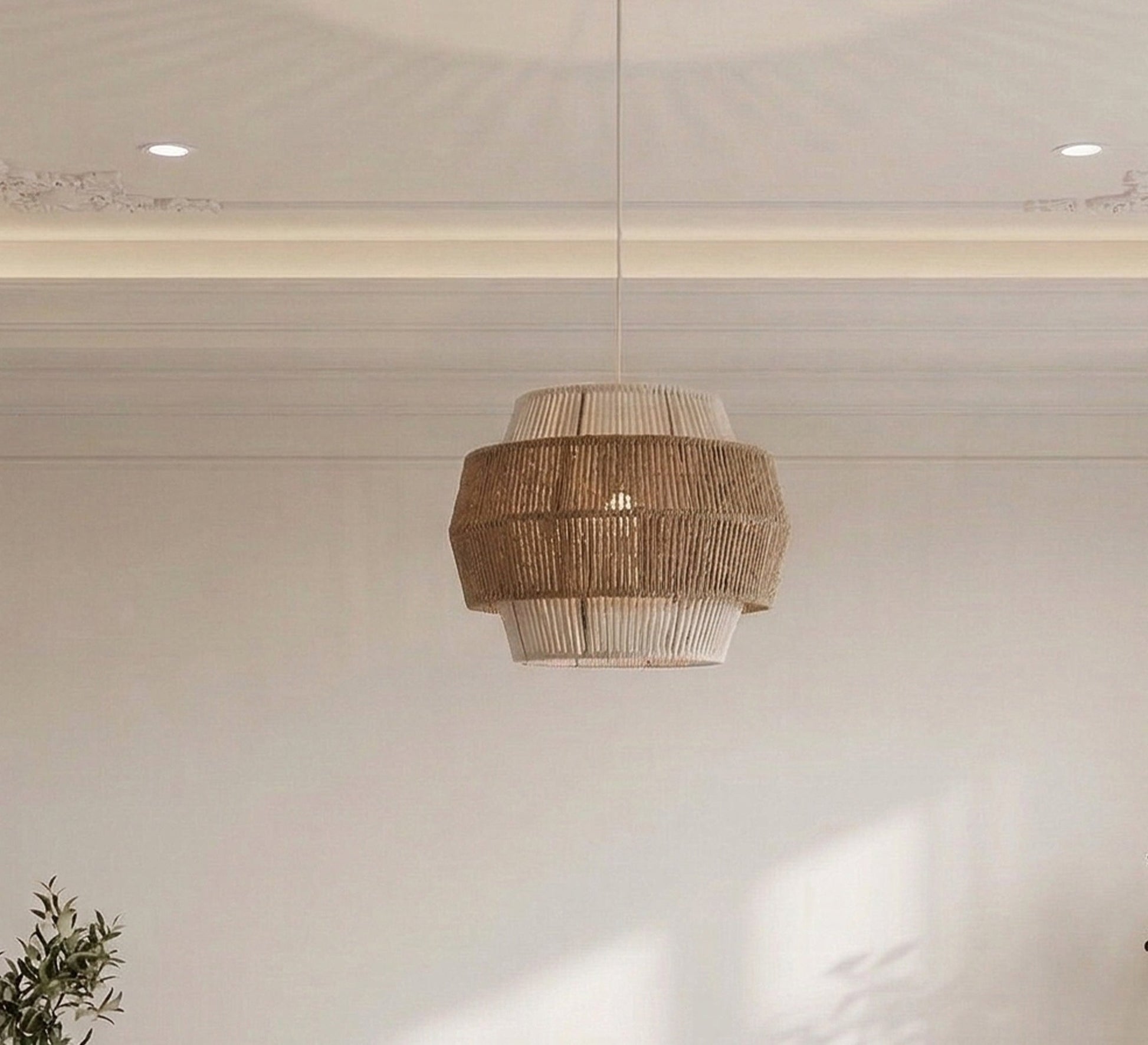 A distinctive, elegant ceiling lamp - Vitrine Furniture - Ceiling lights