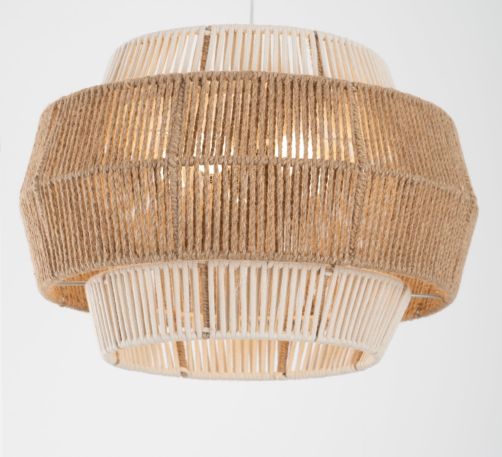 A distinctive, elegant ceiling lamp - Vitrine Furniture - Ceiling lights
