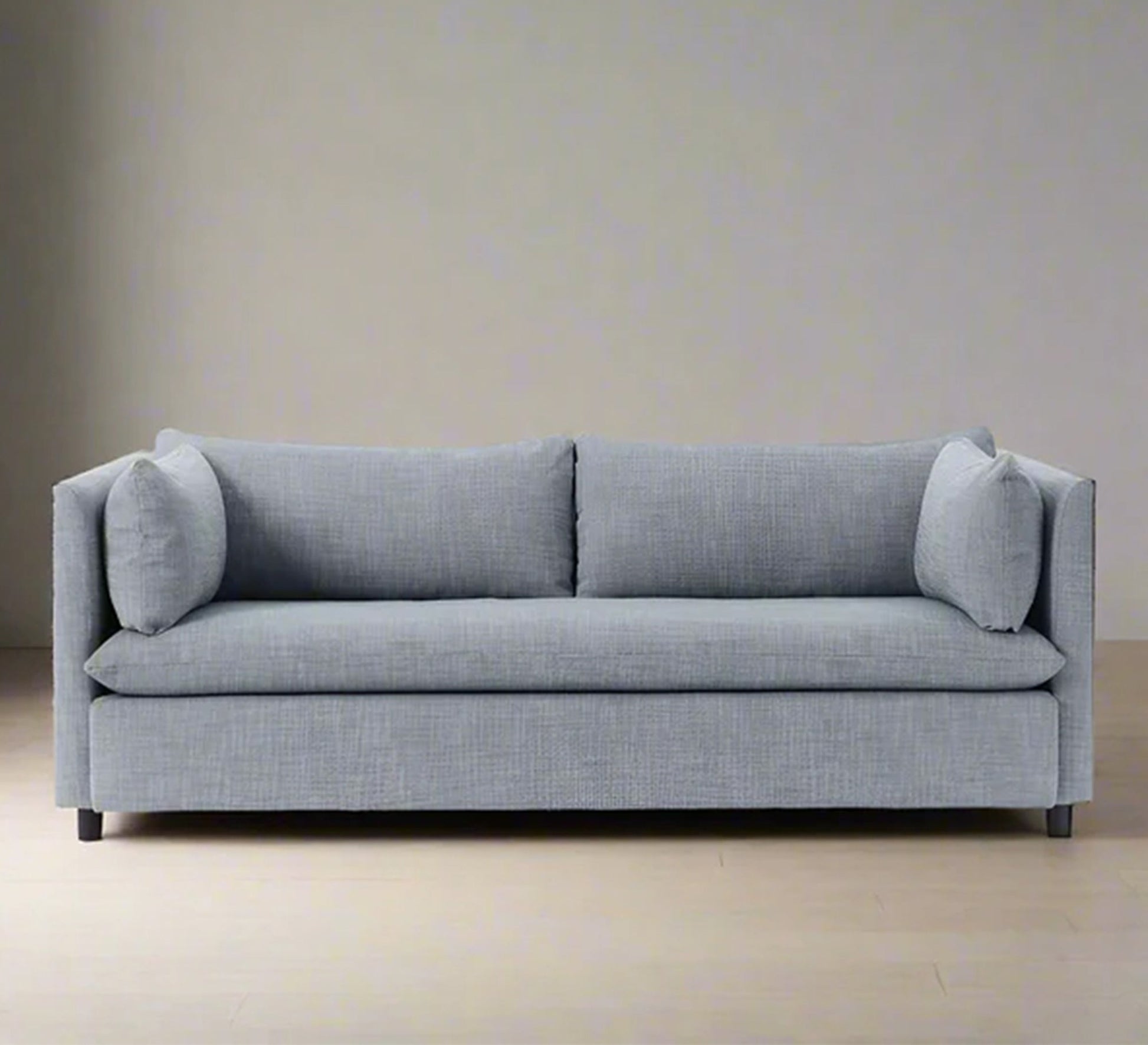 A distinctive sofa with a feminine touch - Vitrine Furniture - Furniture