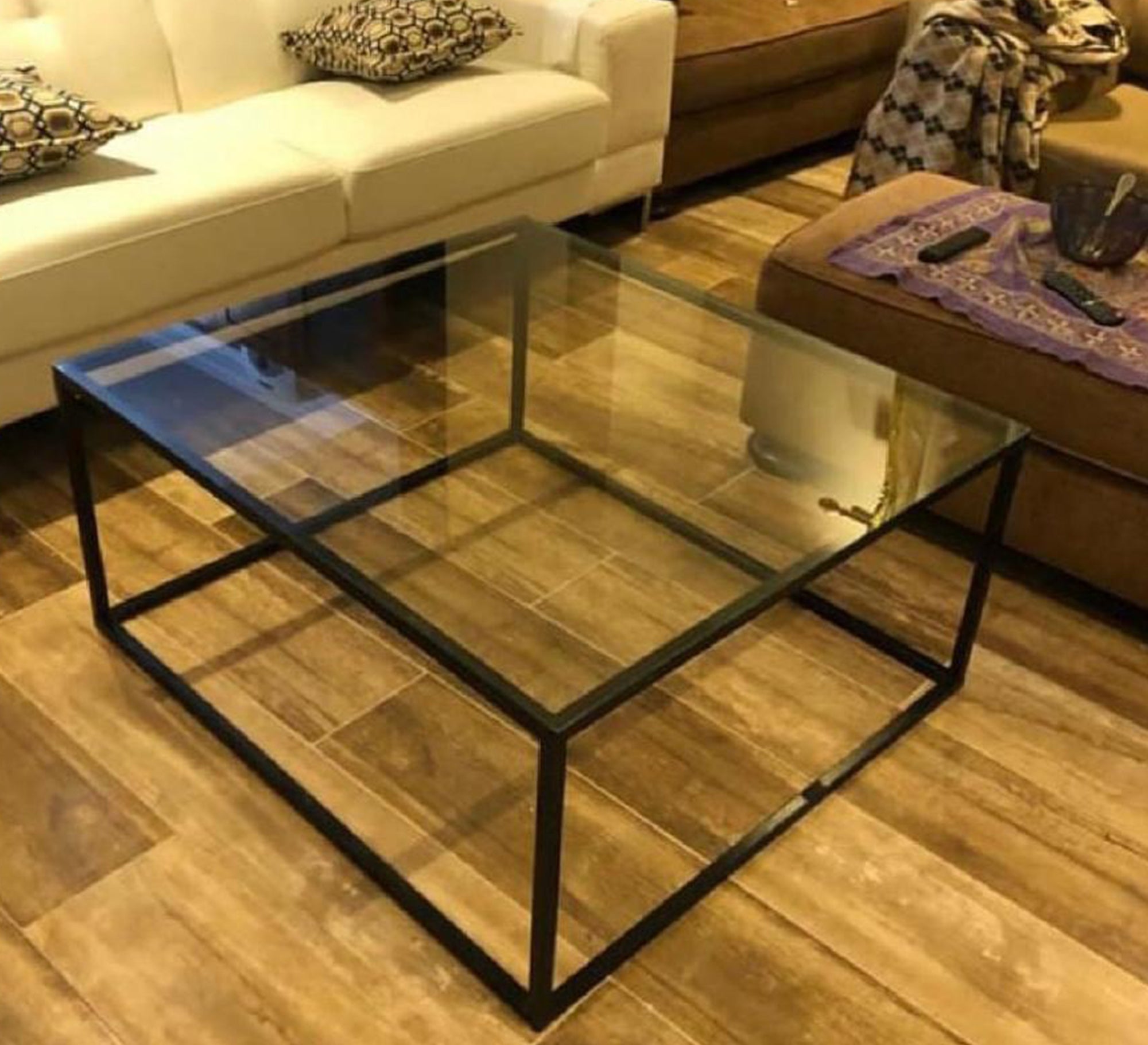 A distinctively designed square table - Vitrine Furniture - Furniture