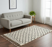A floor rug with an interlocking grid pattern. - Vitrine Furniture - Accessories