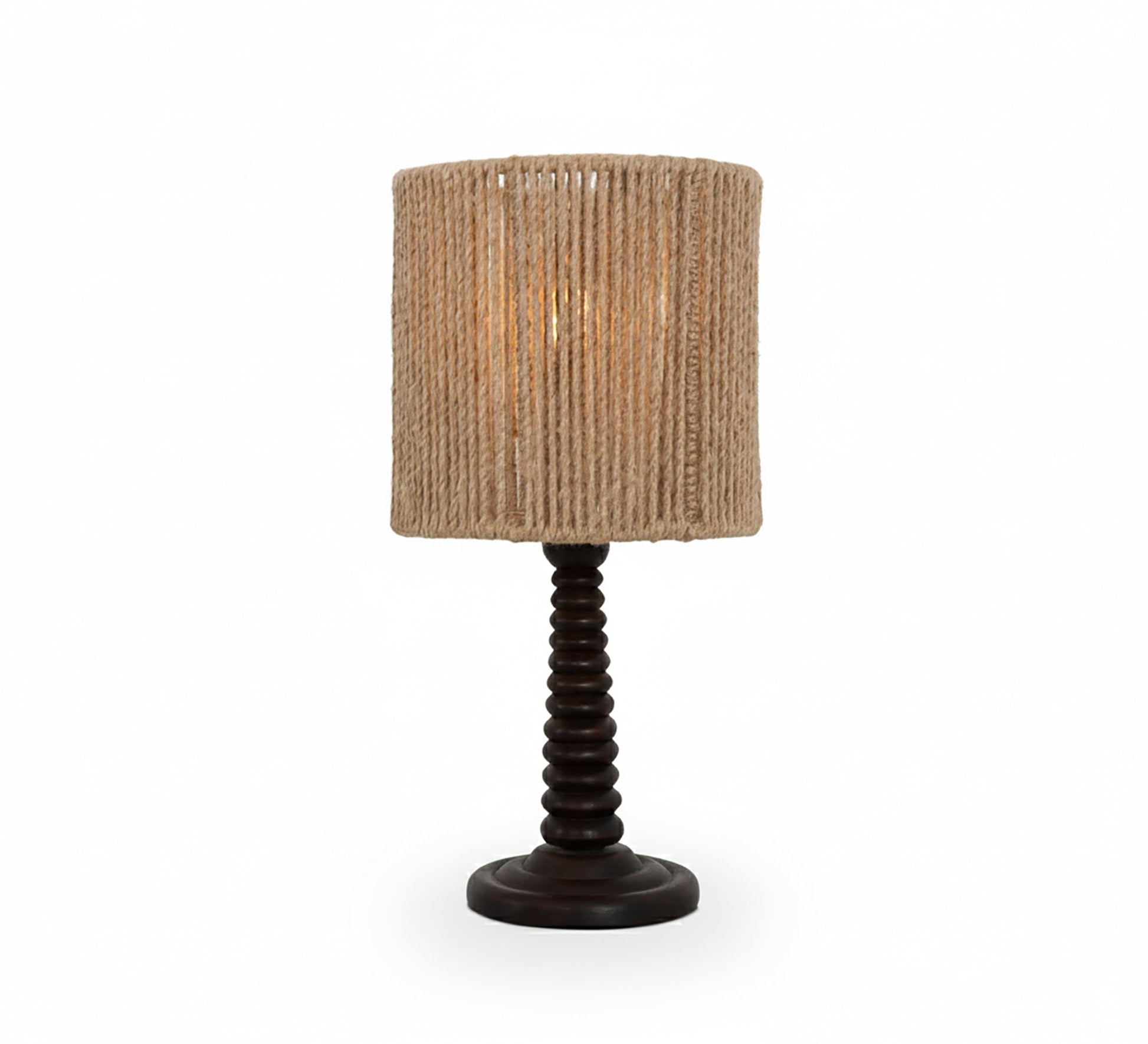 A lampshade that gives you a classic warmth - Vitrine Furniture - Table lamps