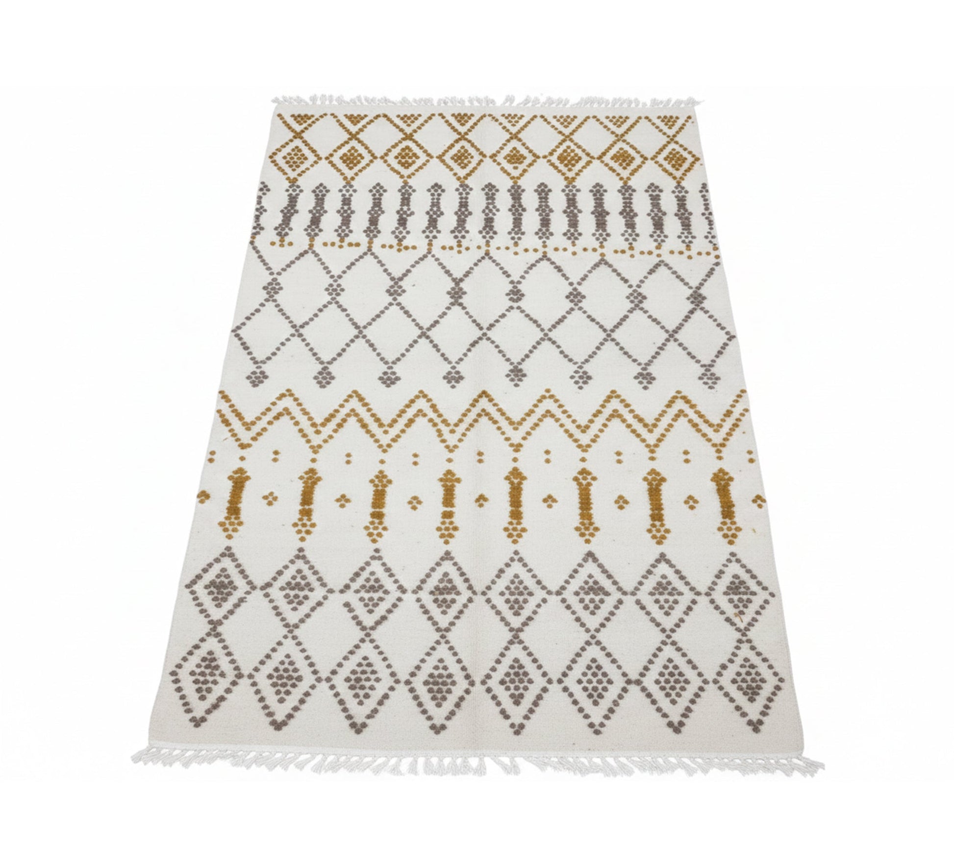 A light beige rug with a wide and repeated diamond pattern - Vitrine Furniture - Accessories
