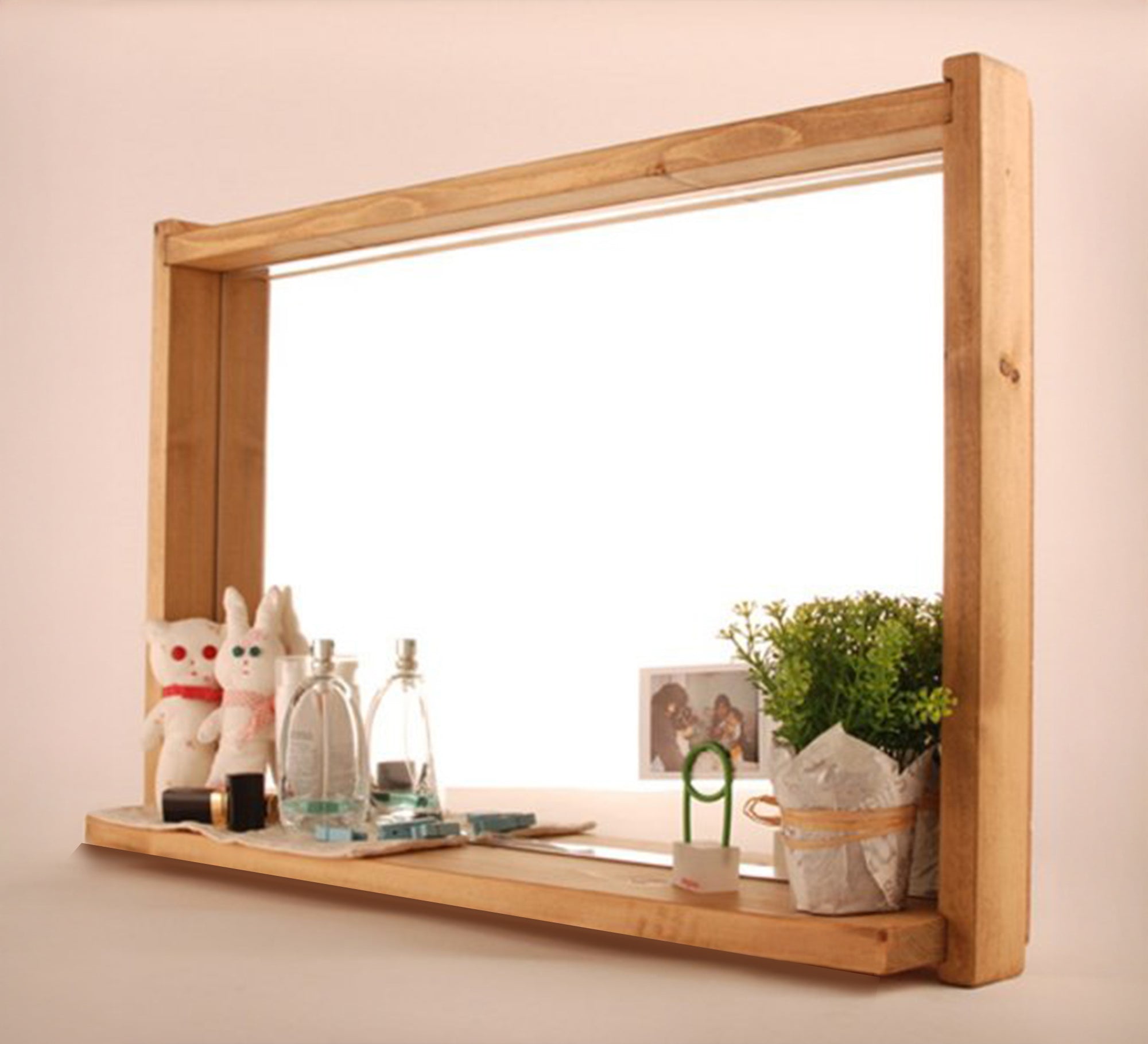 A mirror for the home entrance with a decorative shelf - Vitrine Furniture - Décor