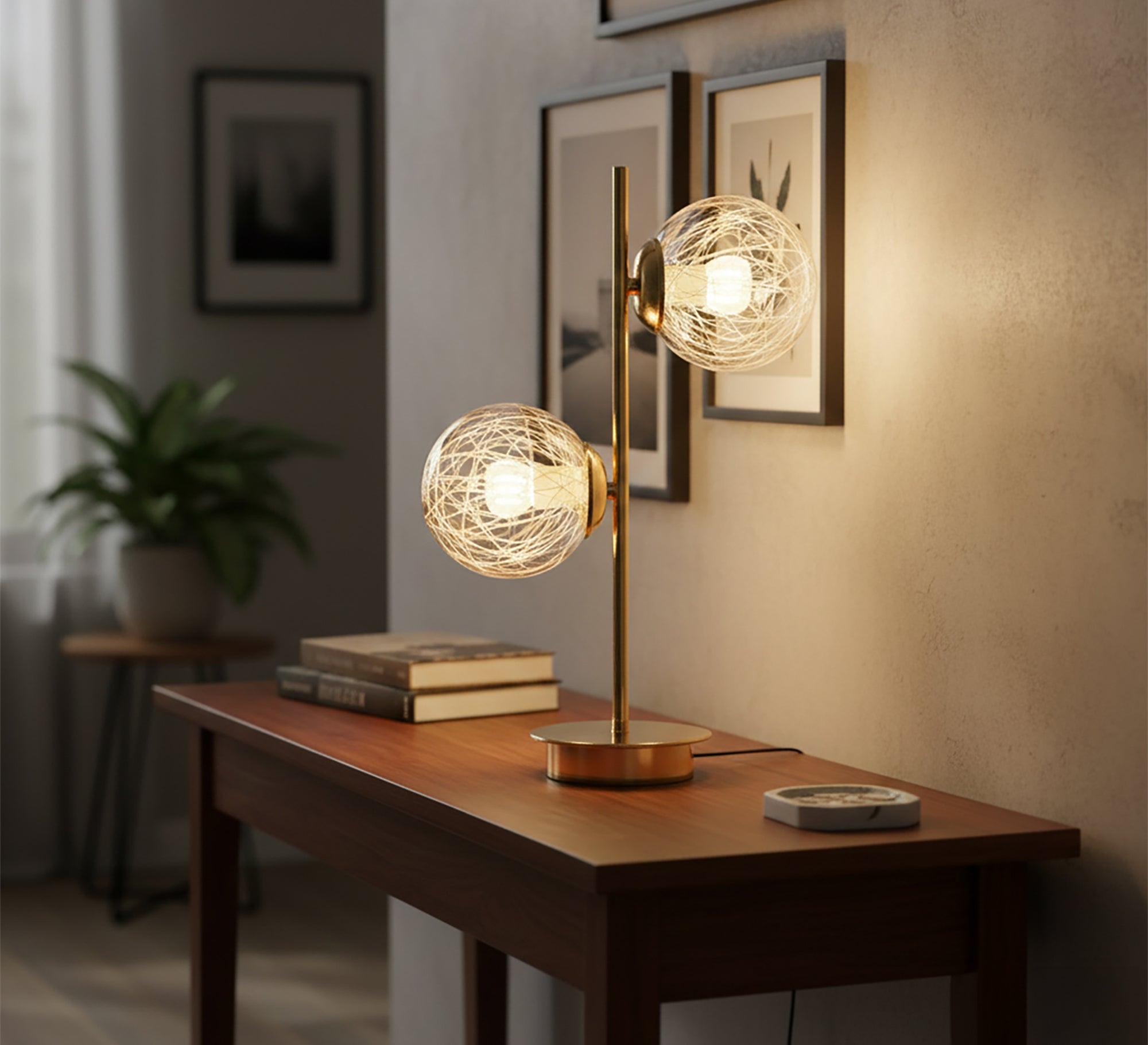 A modern lampshade with an artistic design - Vitrine Furniture - Table lamps