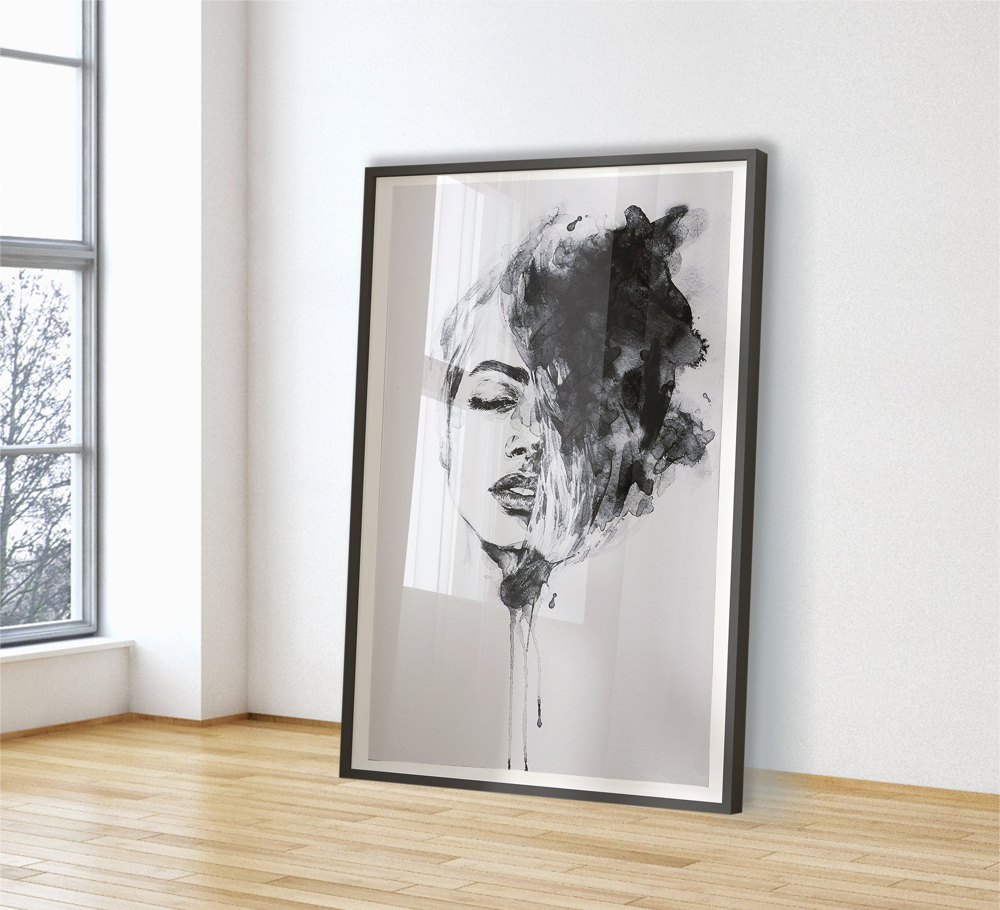 A painting of a girl's face - Vitrine Furniture - Décor