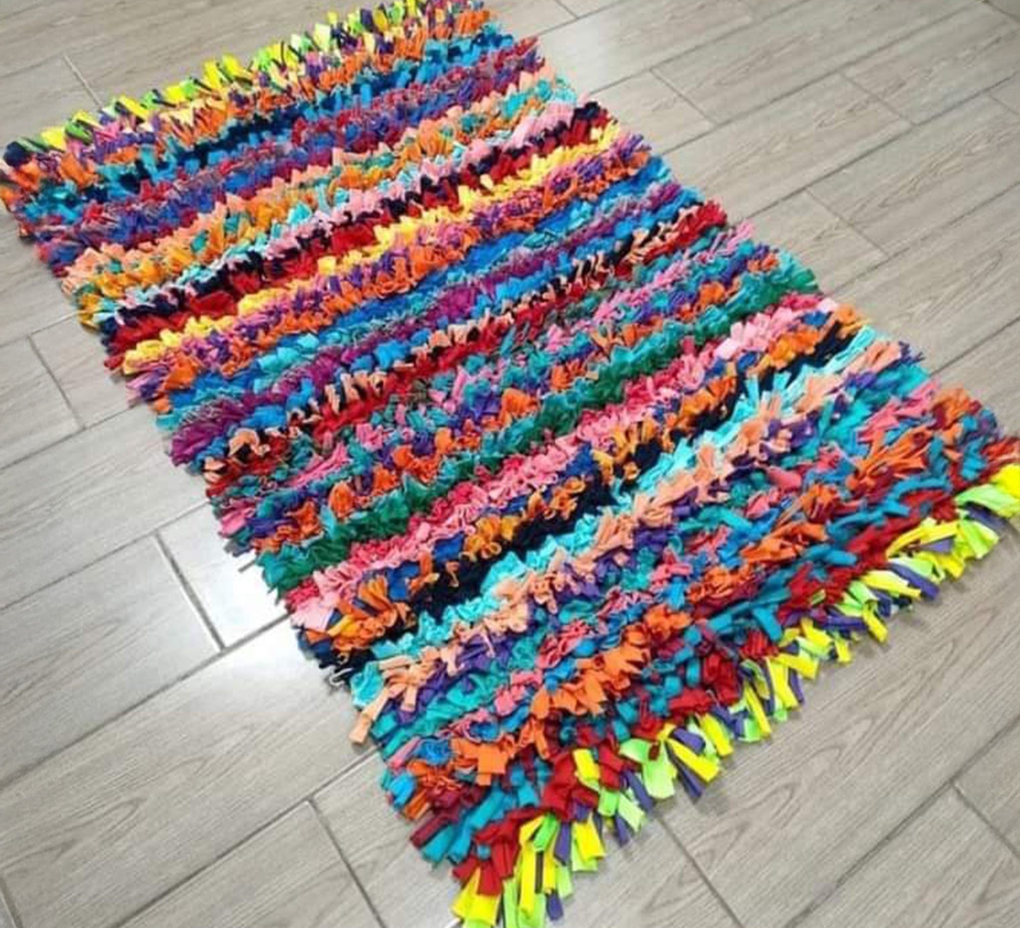 A plush pile rug in a mix of colors. - Vitrine Furniture - Accessories