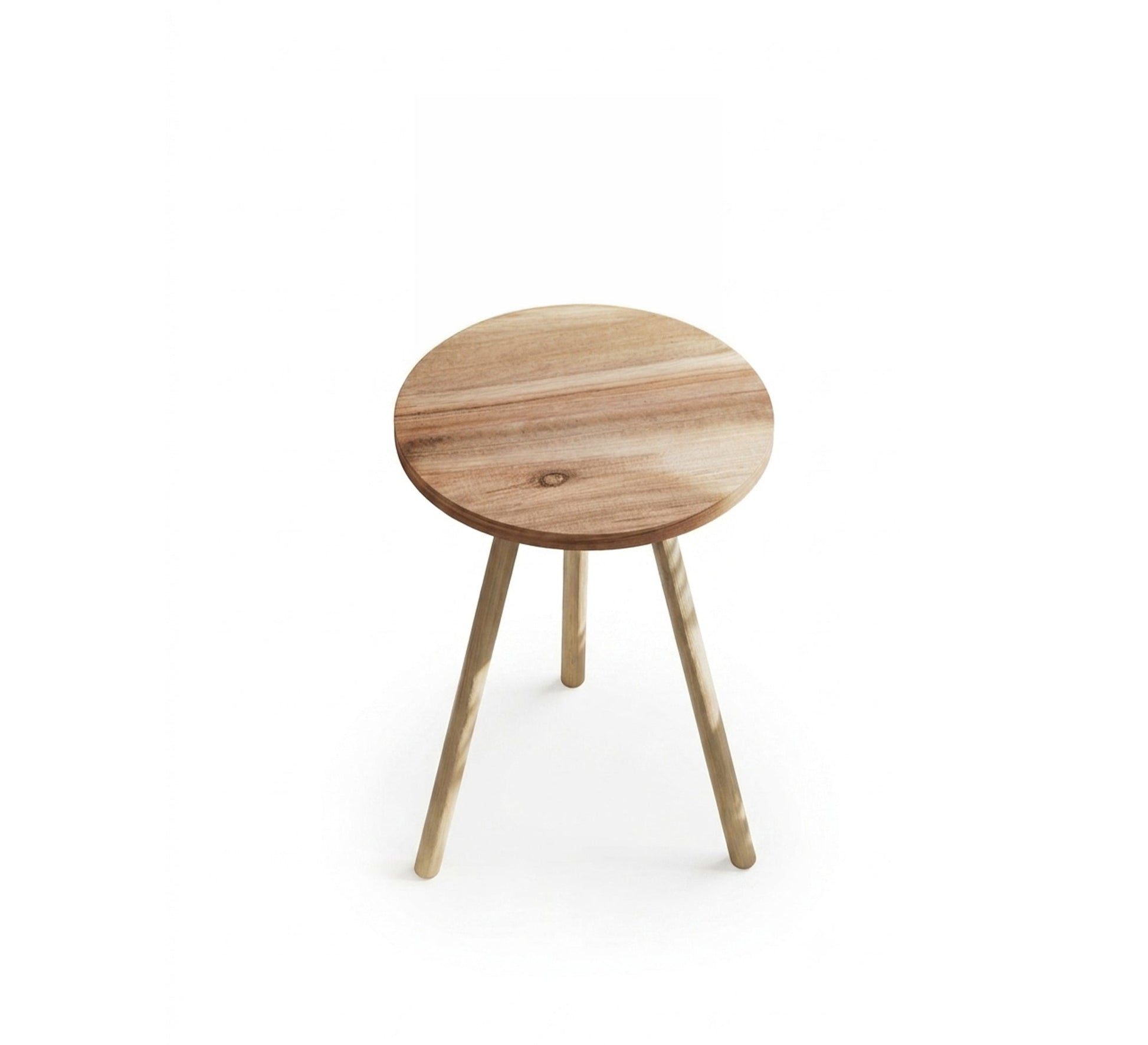 A round table adds a warm touch to the relaxation corner. - Vitrine Furniture - Side Tables
