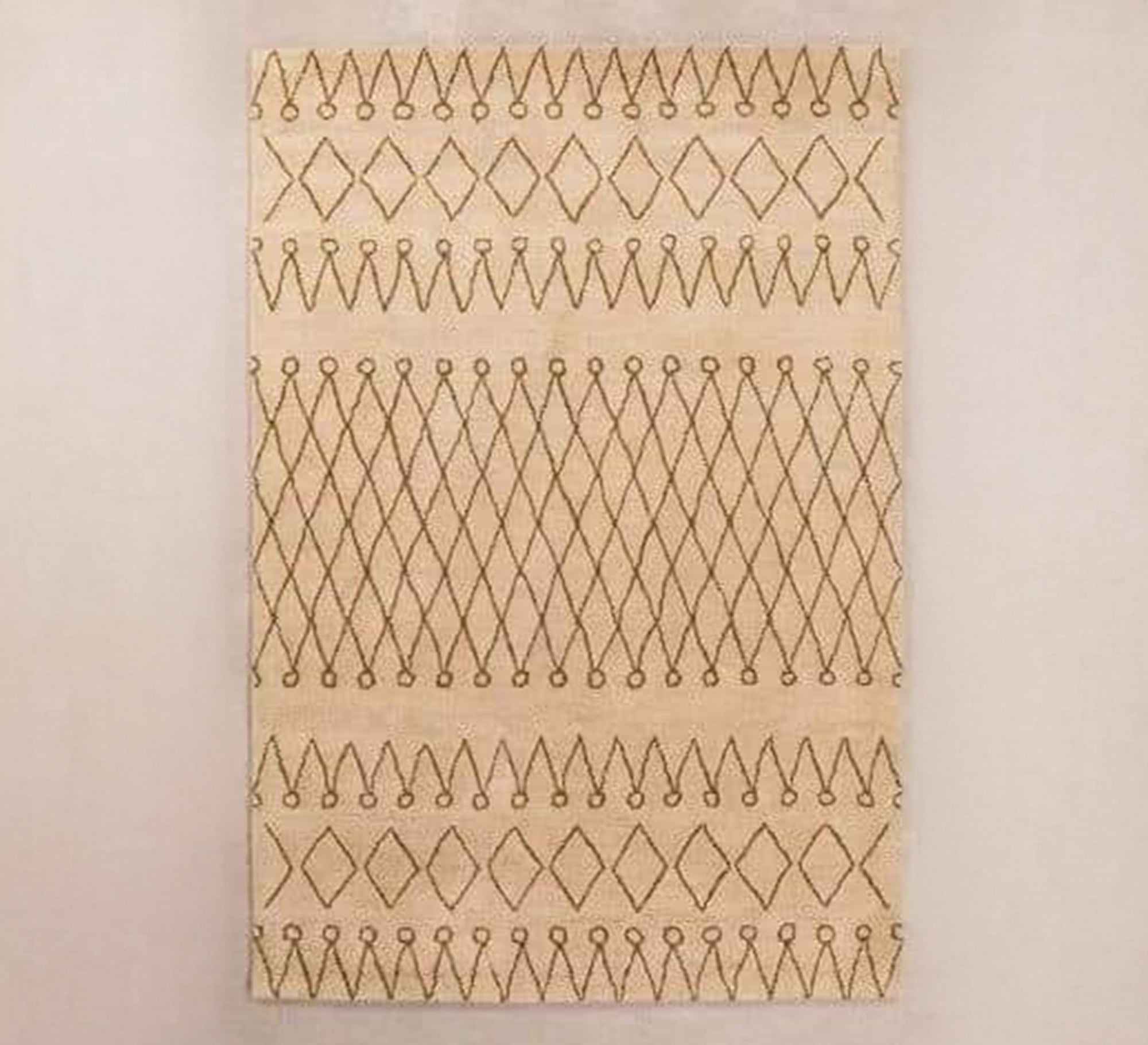A rug in beige and brown tones - Vitrine Furniture - Accessories