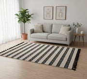 A rug in contrasting and vibrant colors - Vitrine Furniture - Accessories