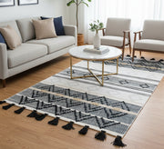 A rug in solid colors with diamond patterns - Vitrine Furniture - Accessories