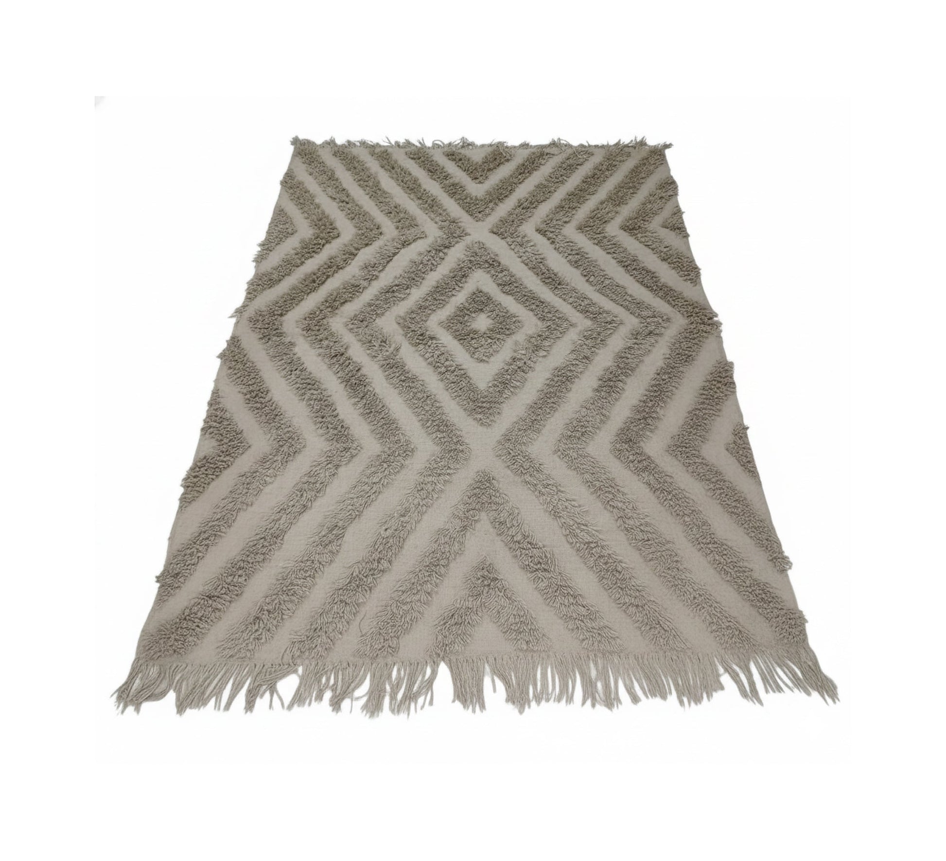 A rug with a design featuring a mix of interlocking diamonds - Vitrine Furniture - Accessories